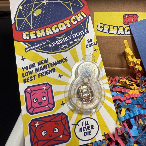 Kimberly Doyle Mama Gemagotchi - Moonstone & Pink Sapphire - Picture 6 of 9
